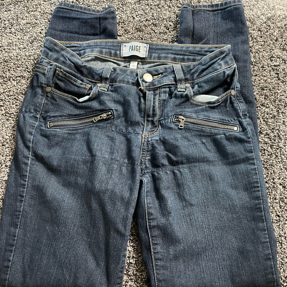 PAIGE WOMANS JEANS - 28